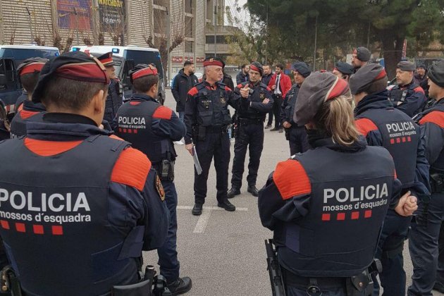 Brifing Mossos d'Esquadra - Gemma Liñán