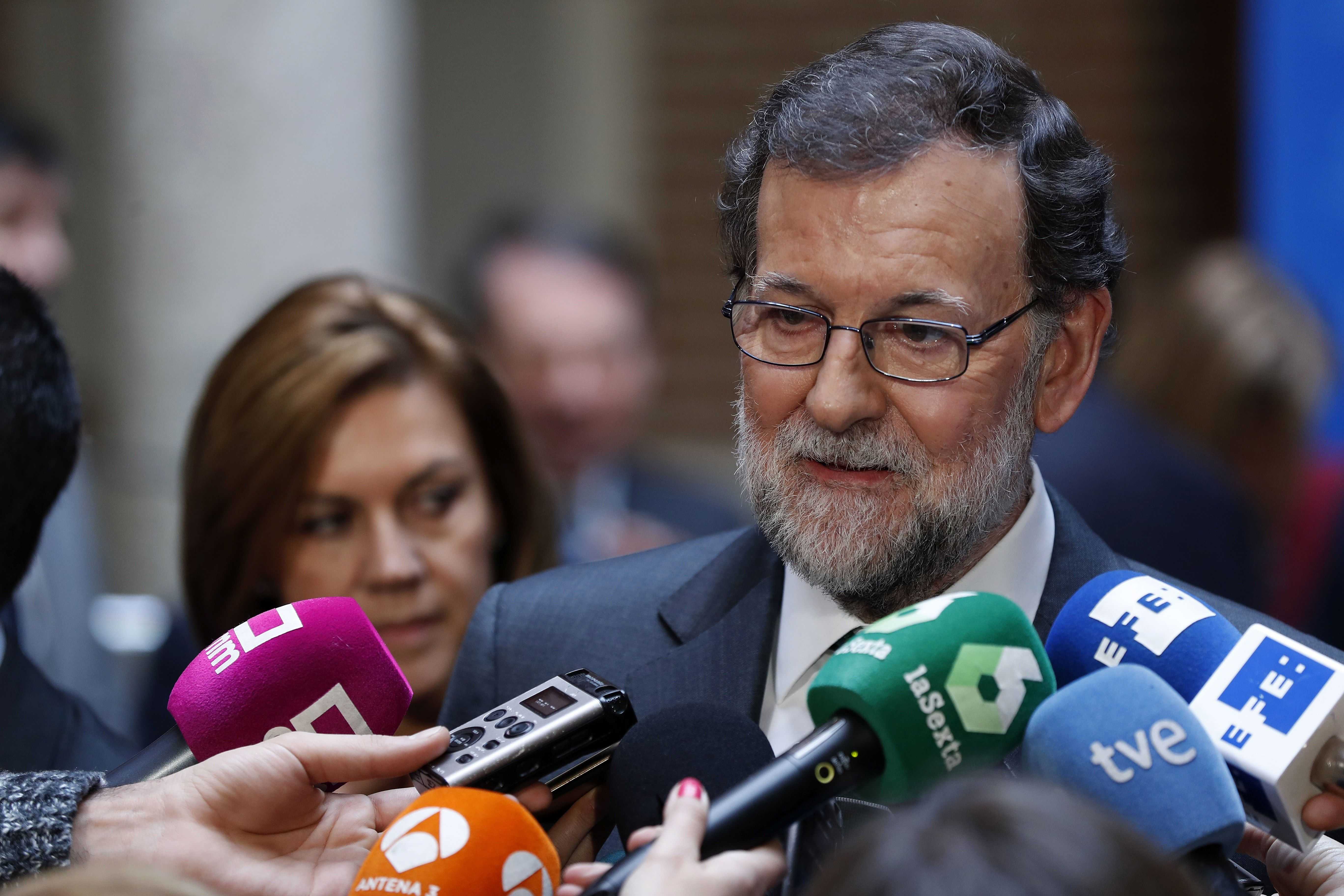 Rajoy asume el "perdón" de Cospedal por el Iak-42, pero sin pronunciarlo