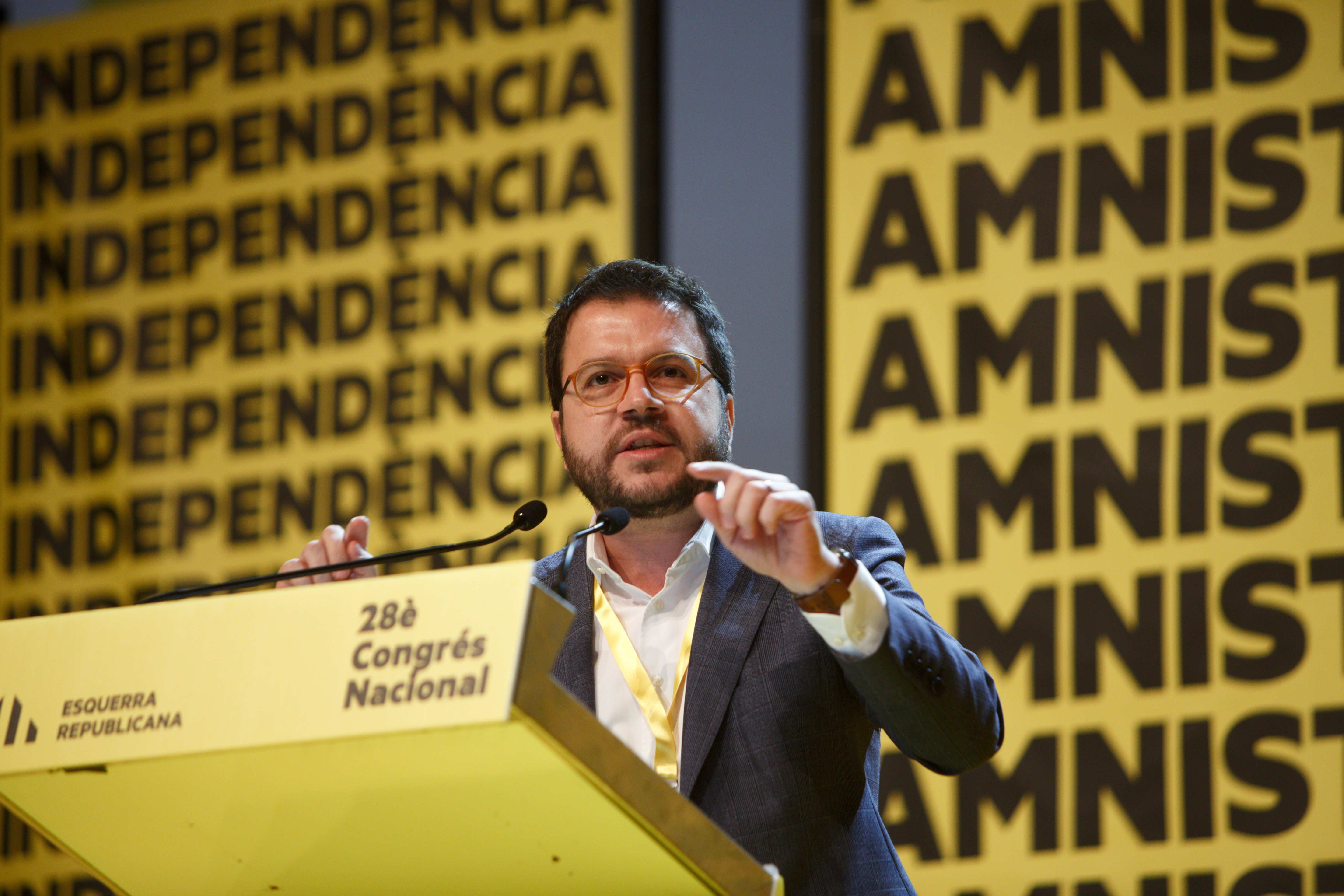 Aragonès y Junqueras abordan la investidura en Lledoners