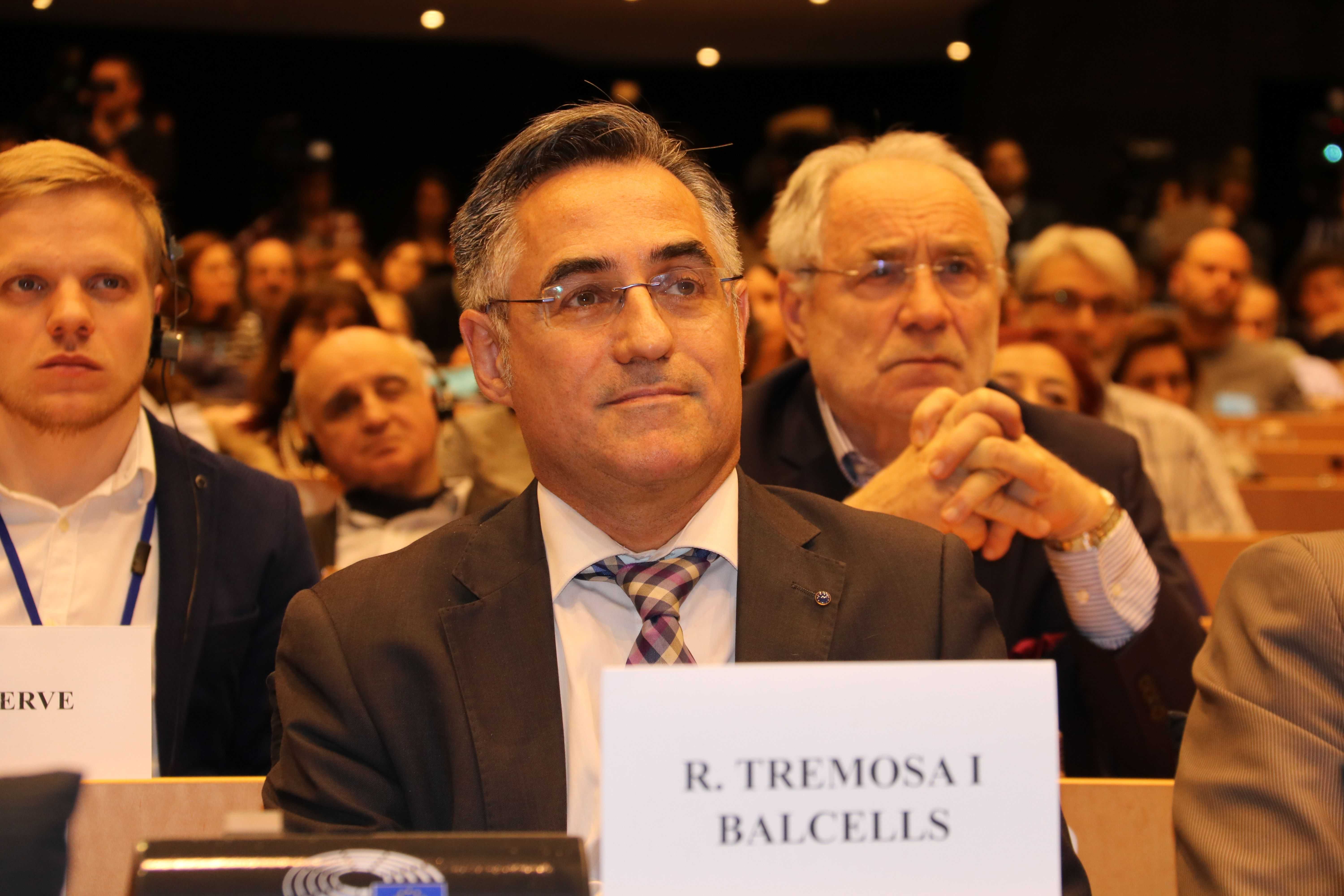 Eurodiputados catalanes denuncian a la UE que el Estado desobedece al TC