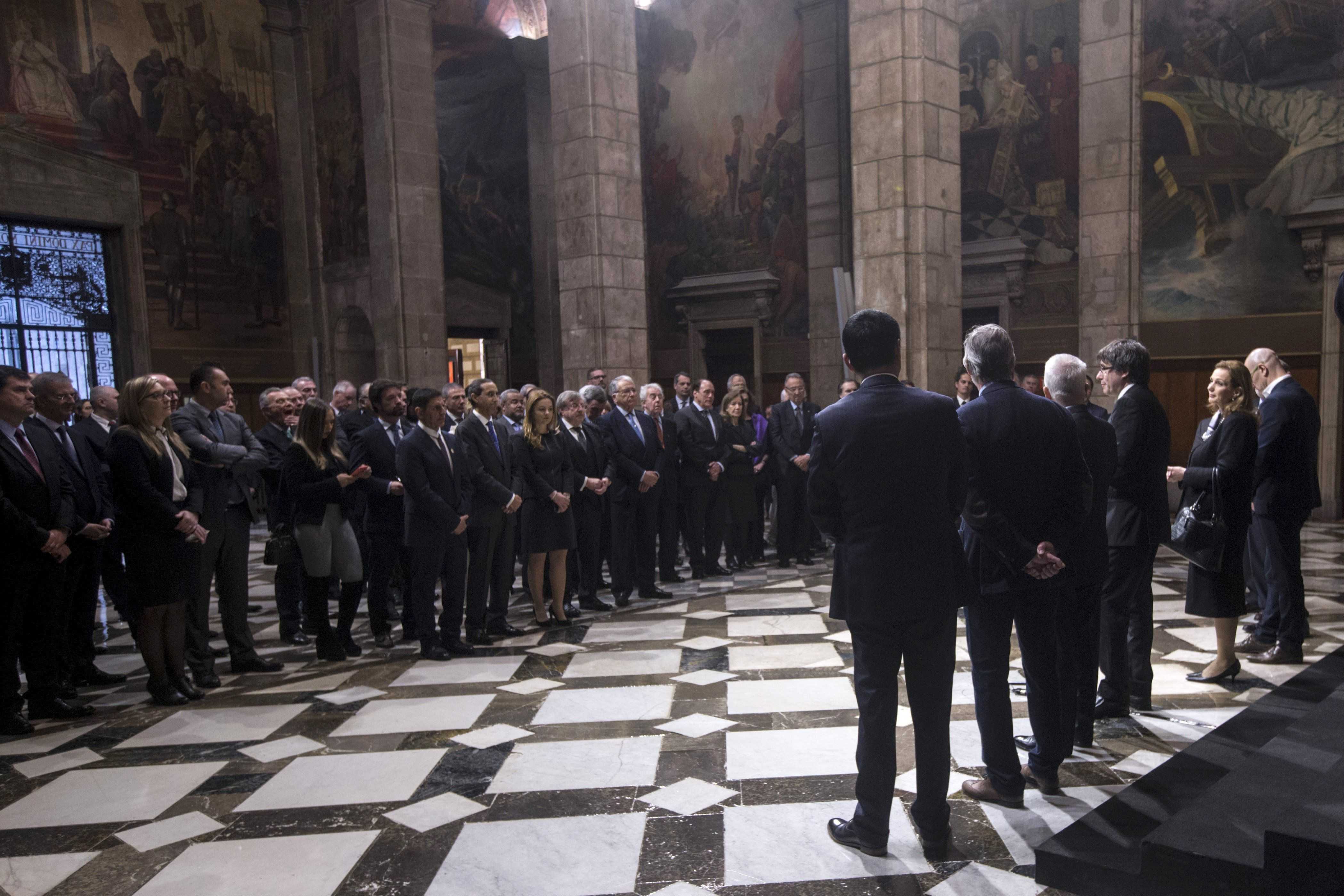 Escalada de tensió pel referèndum entre Rajoy i Puigdemont