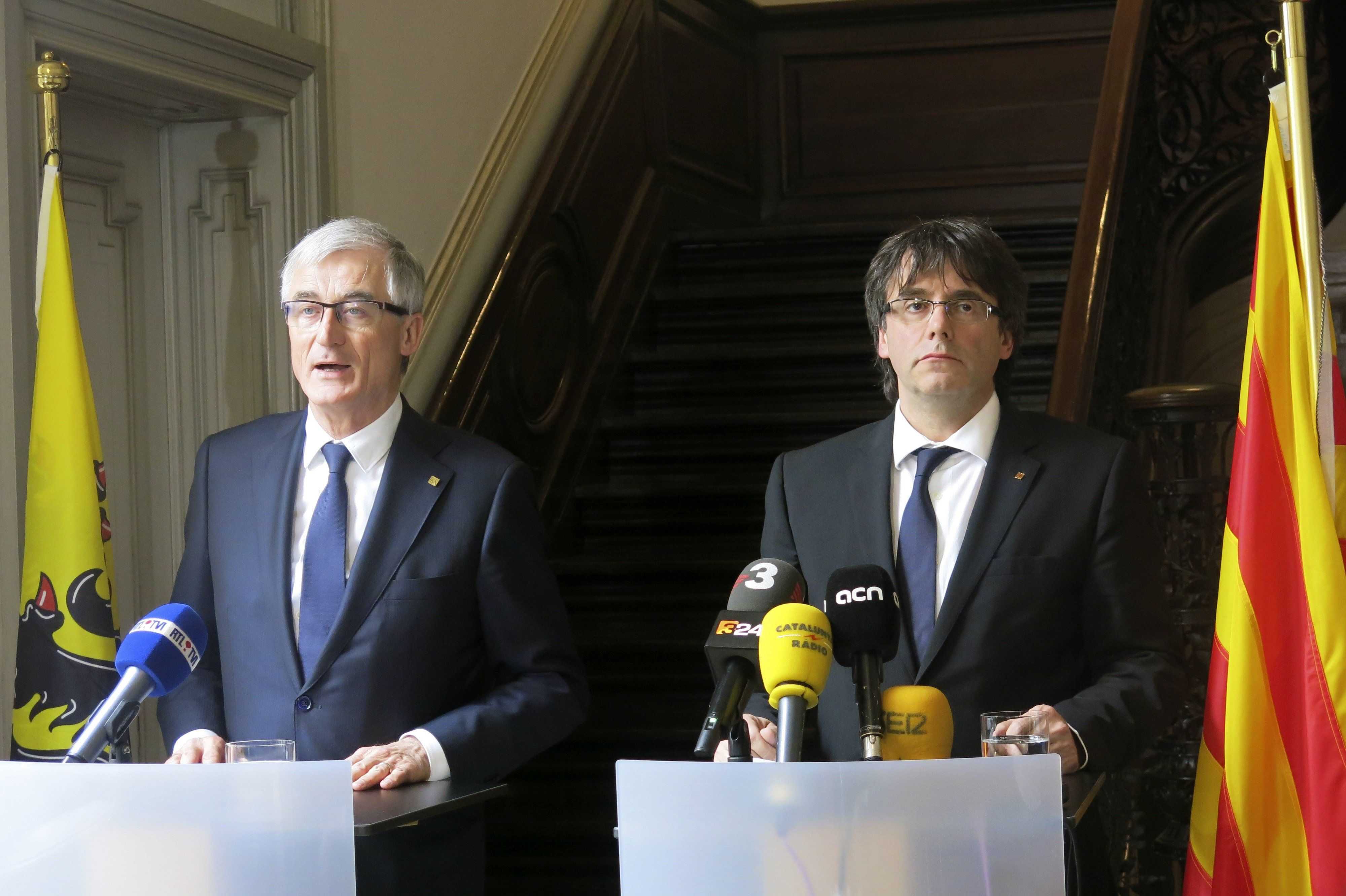 Juncker y Schulz alegan "razones de agenda" para no recibir a Puigdemont