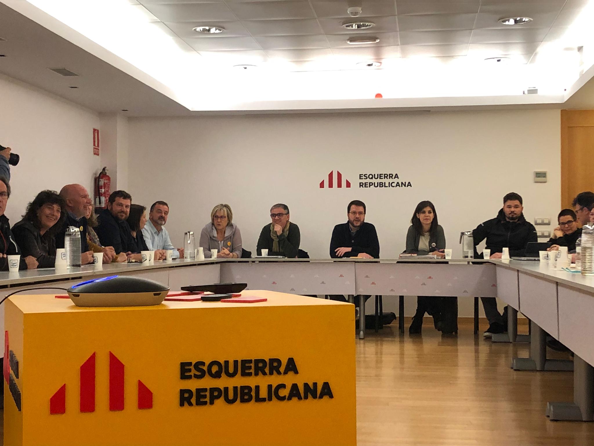 ERC debate si la oferta del PSOE y el gesto de la Abogacía valen la investidura