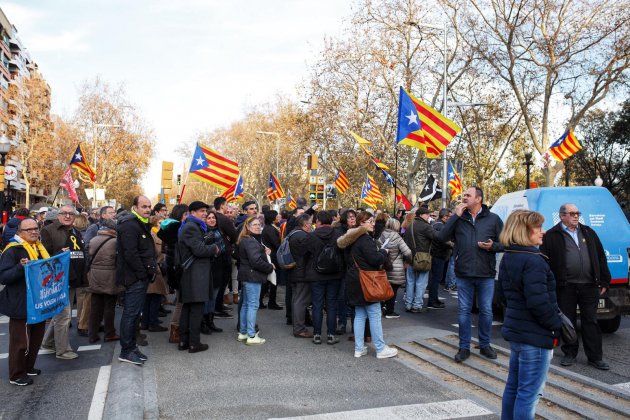 Manifestació suport Torra Ciutadella Mireia Comas Manifestació suport Torra Ciutadella Mireia Comas