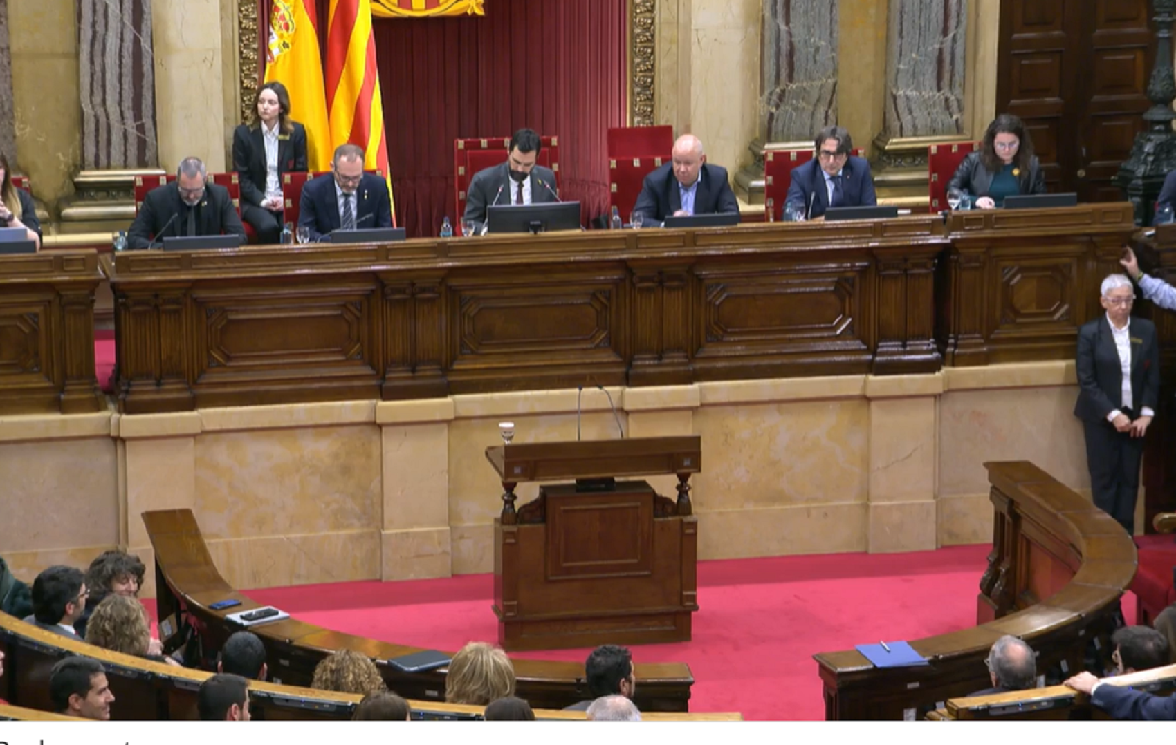 El Parlament rebutja la inhabilitació de Torra