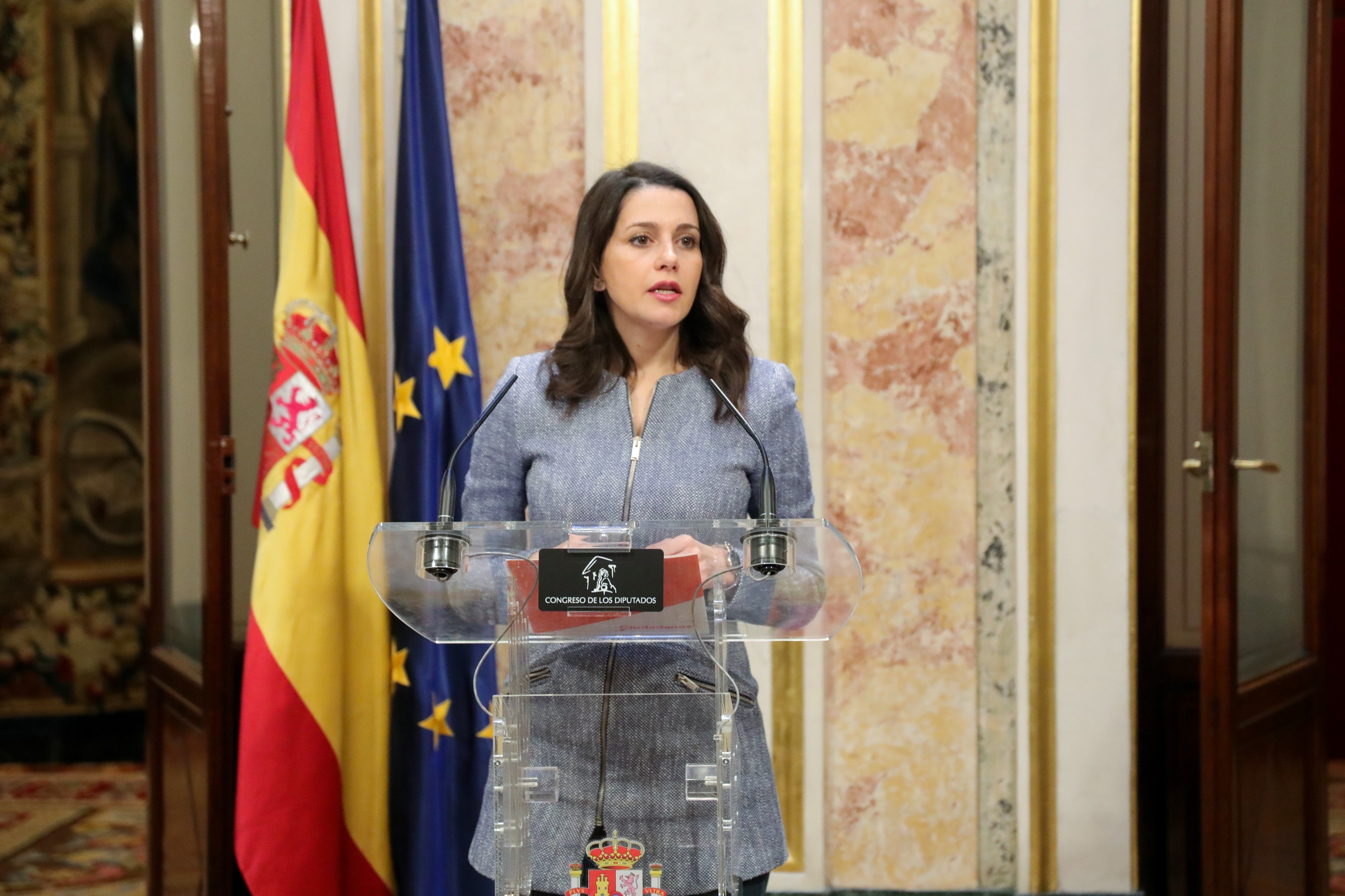 Inés Arrimadas anima a algún diputado socialista "valiente" a liderar un 'tamayazo'