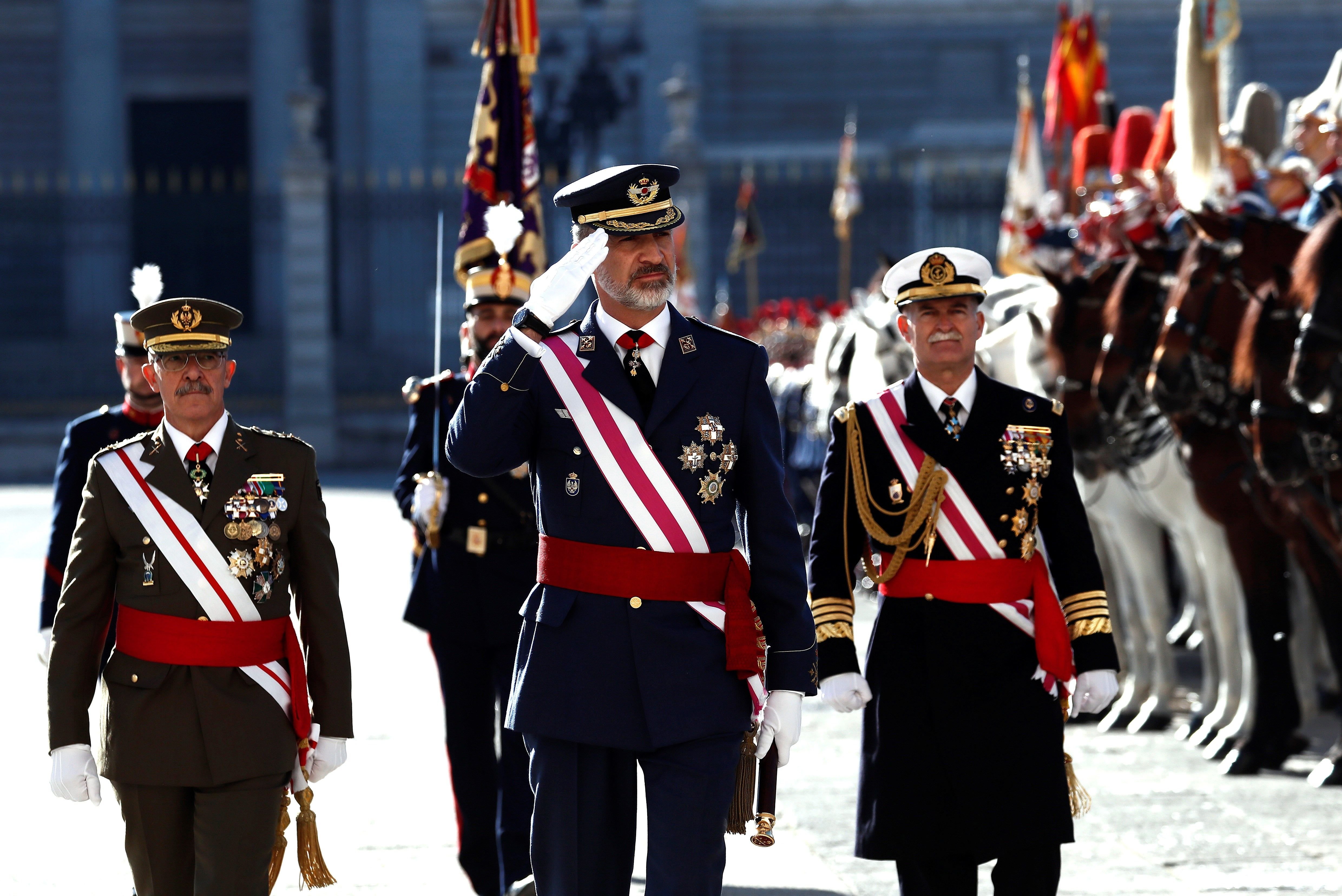 Entre la corrupción y los sables: la Pascua Militar más amarga de Felipe VI