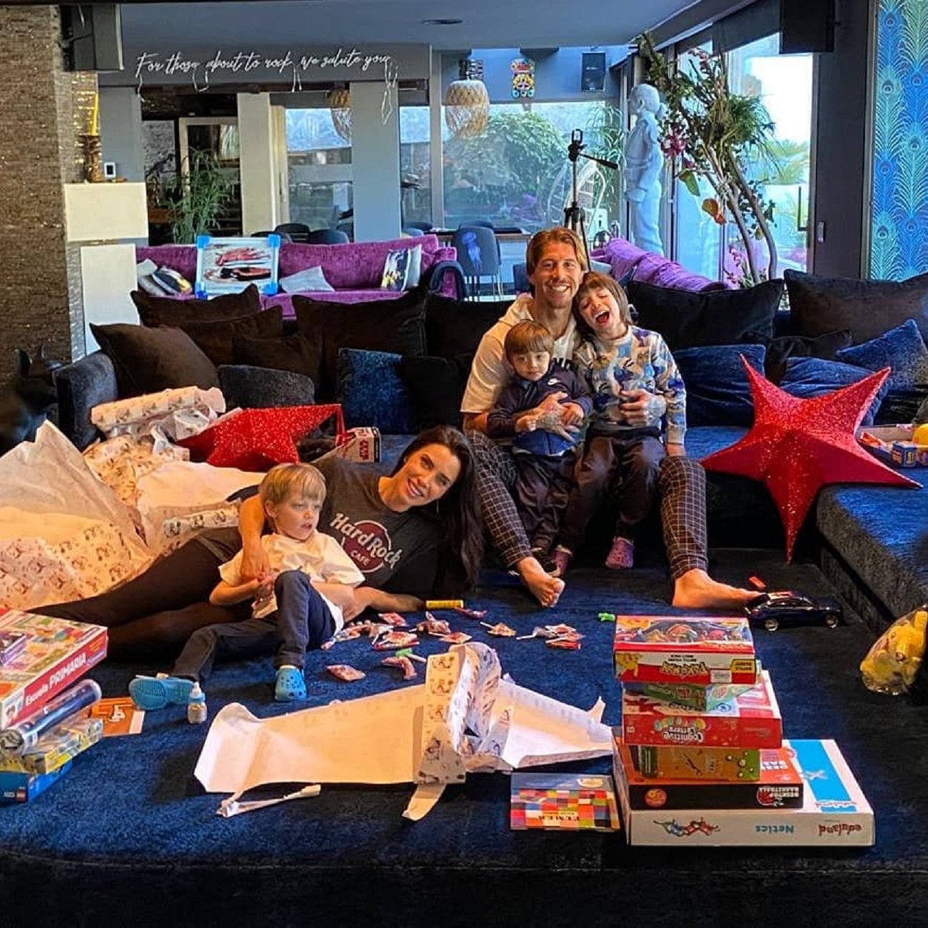 Sergio Ramos muestra la tierna reacción de sus hijos al ver los regalos de Reyes