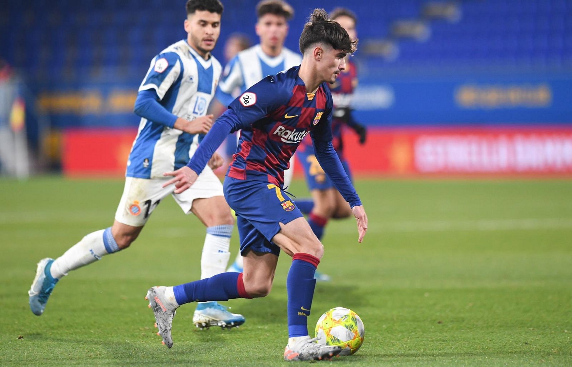 El Barça condena los "inaceptables" cánticos contra el Espanyol