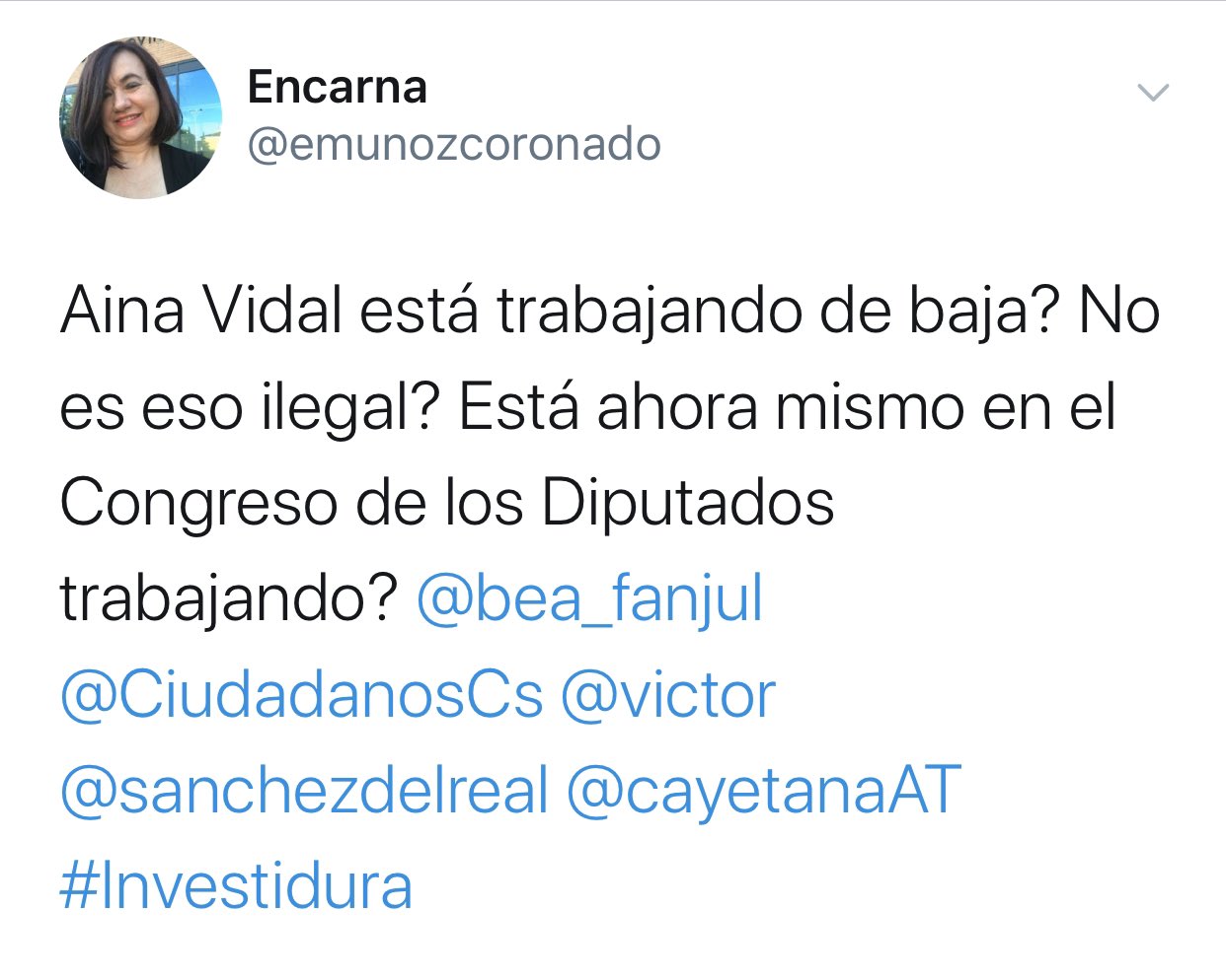 Encarnacion Muñoz contra Aina Vidal Twitter
