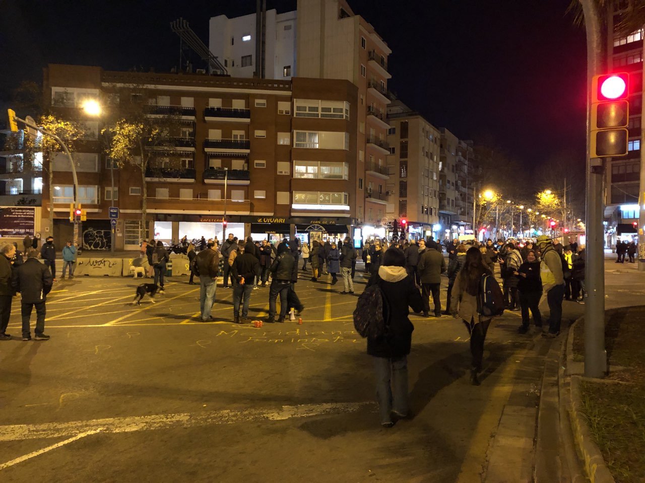 Tallen l'avinguda Meridiana per 88a nit consecutiva