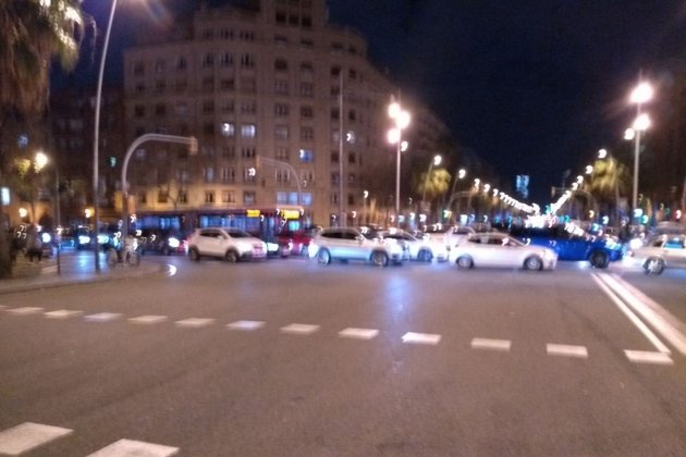 tall carrer marina - marina resisteix