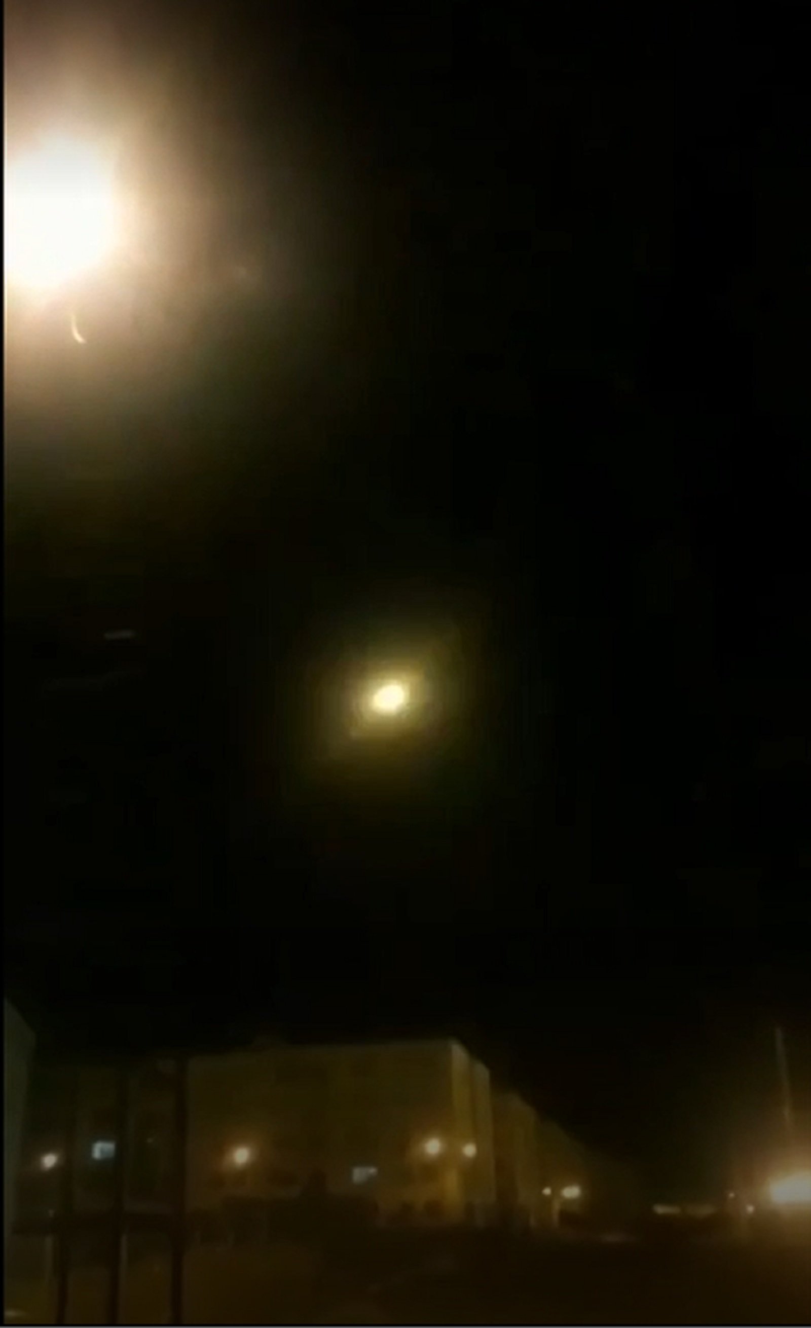 Un vídeo muestra el supuesto impacto de un misil en el avión siniestrado en Irán