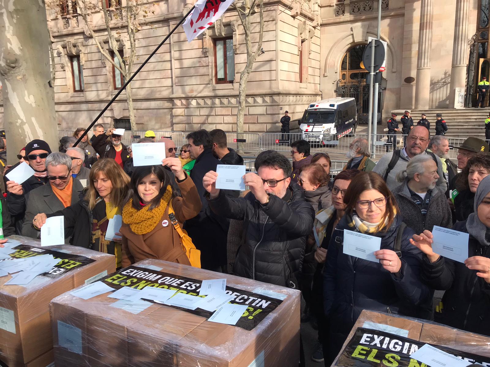 L'ANC porta al TSJC els vots independentistes "segrestats" per la justícia