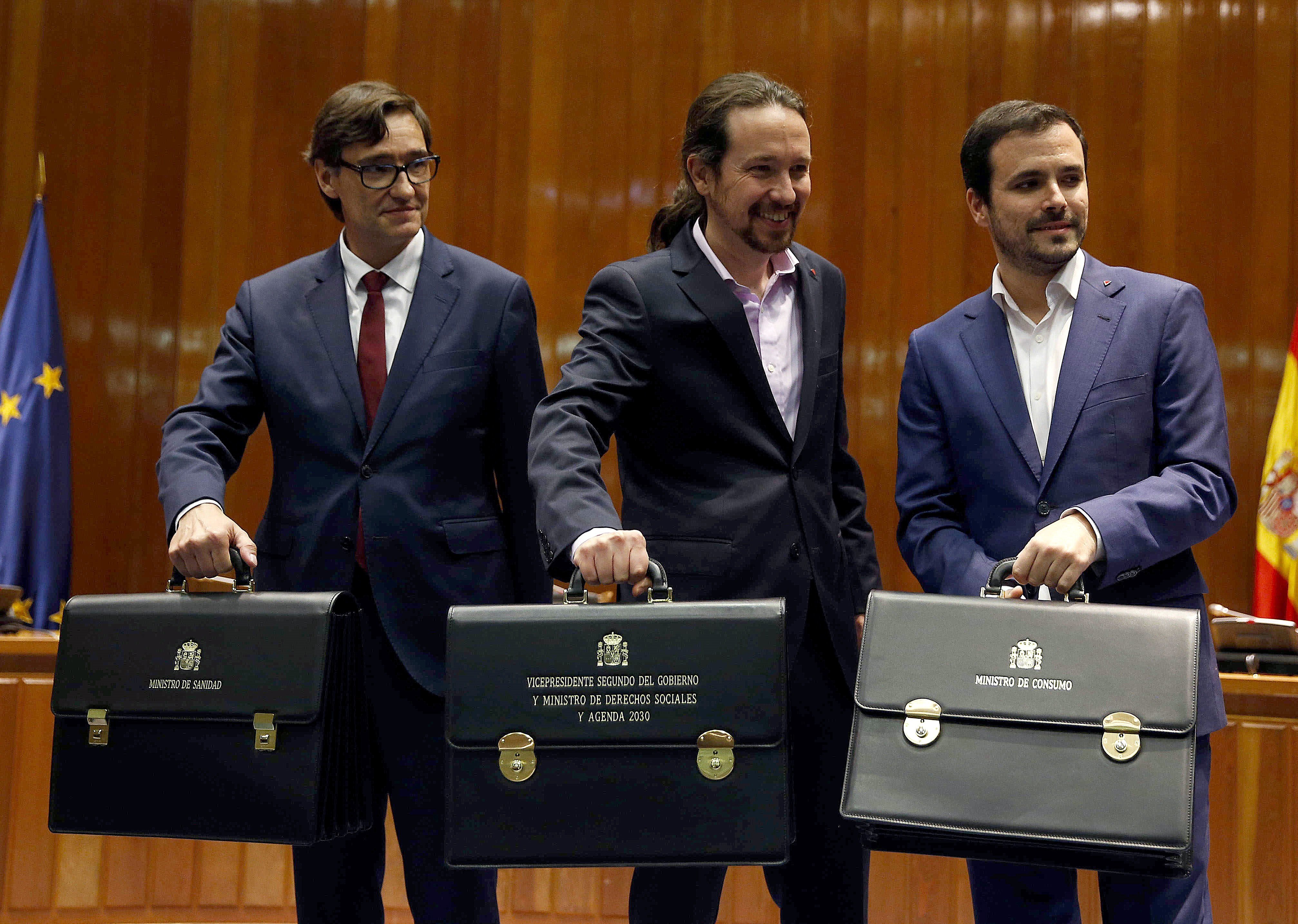 Iglesias assumeix entre crits de “sí se puede” i amb la patronal vigilant