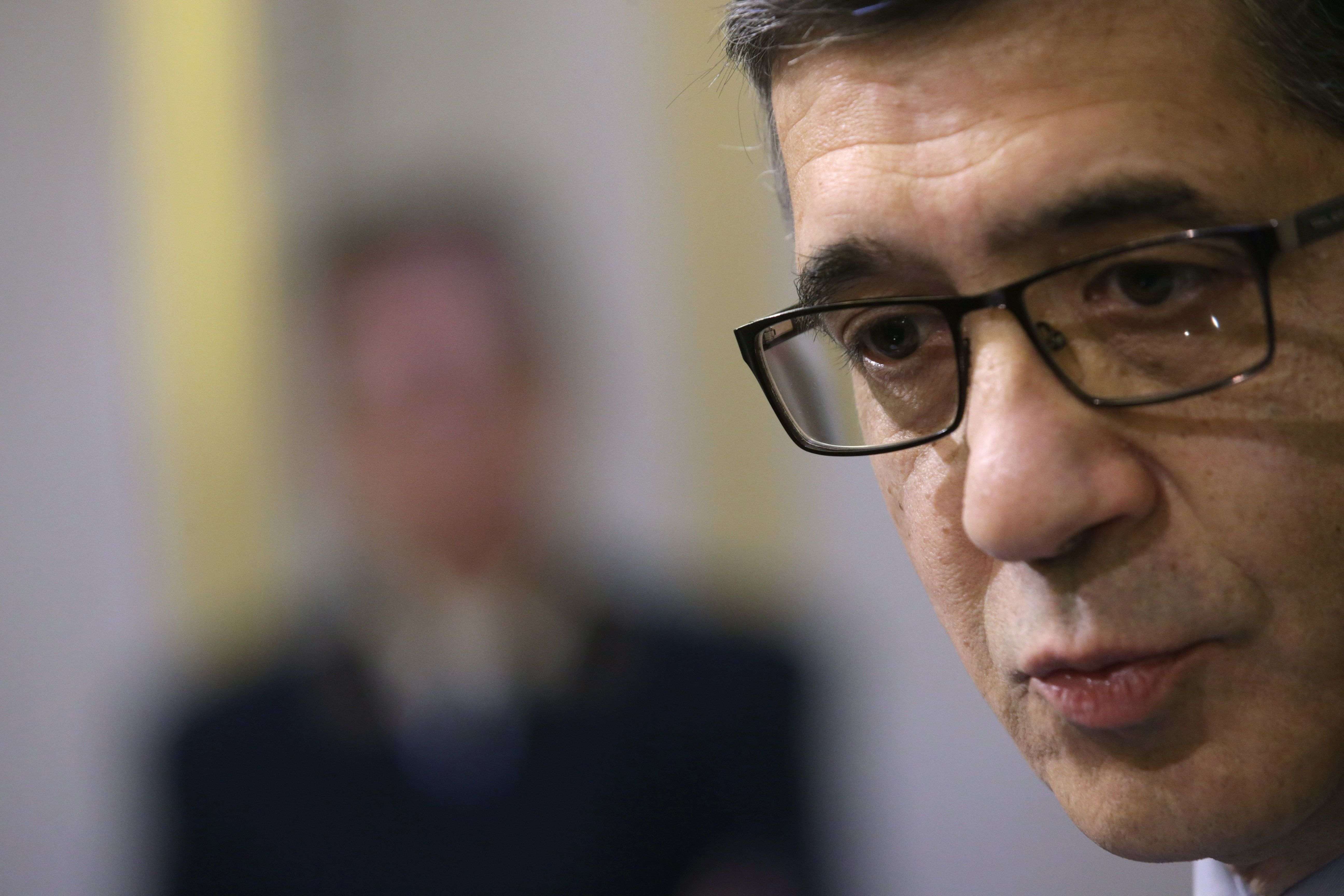 López apela a la autocrítica por el fracaso de la legislatura