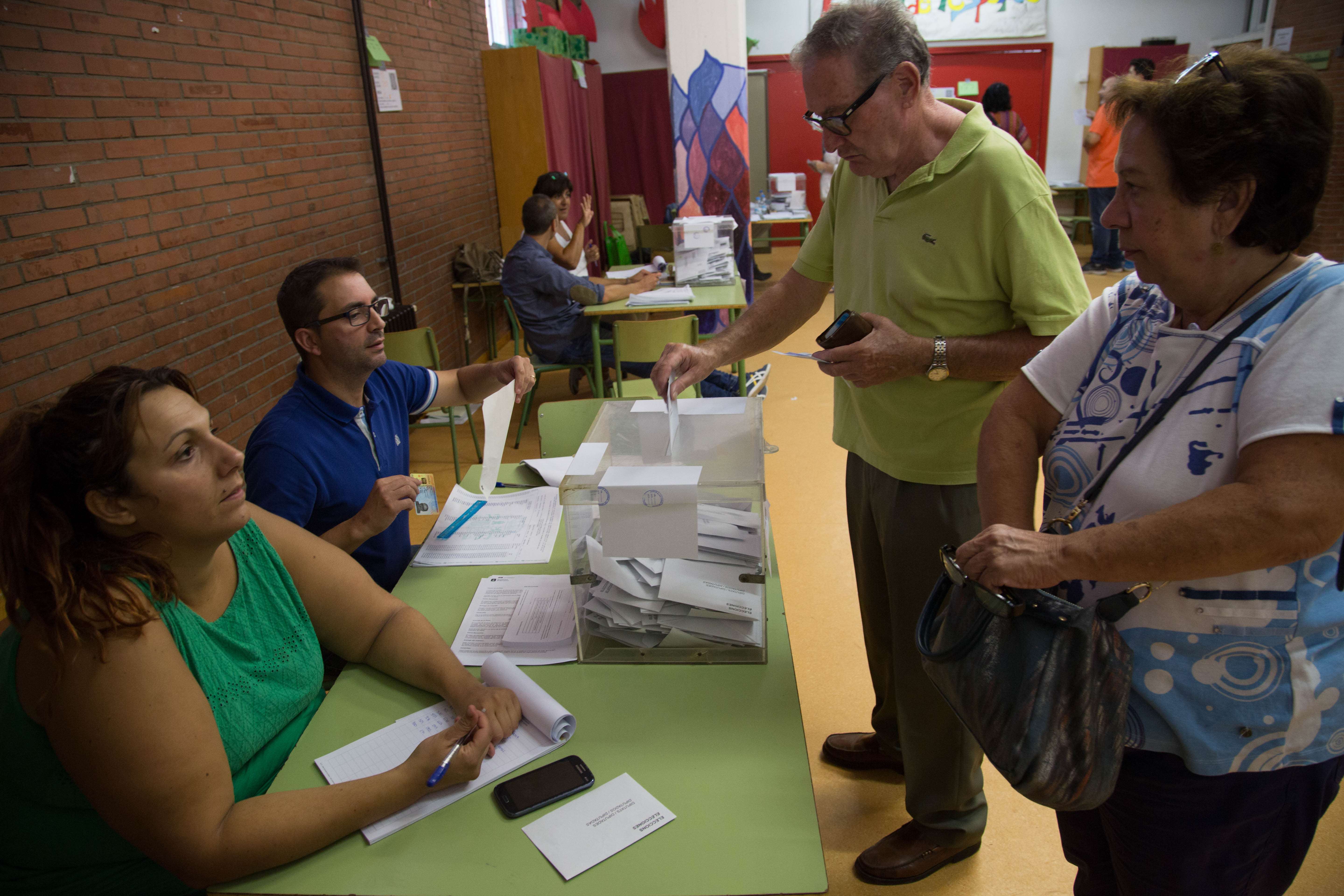 Les primeres dades del dispositiu electoral de l'1-O surten a la llum