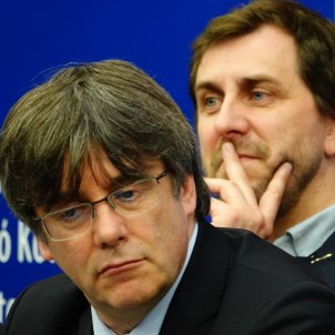 Puigdemont Comin roda de premsa Parlament Europeu - Roberto Lázaro Puigdemont Comin roda de premsa Parlament Europeu - Roberto Lázaro