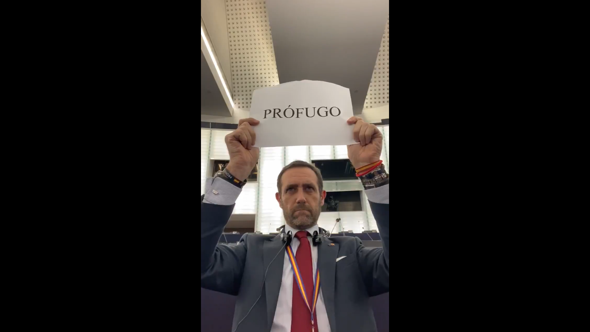 VÍDEO | El número de un eurodiputado de Cs durante la intervención de Puigdemont