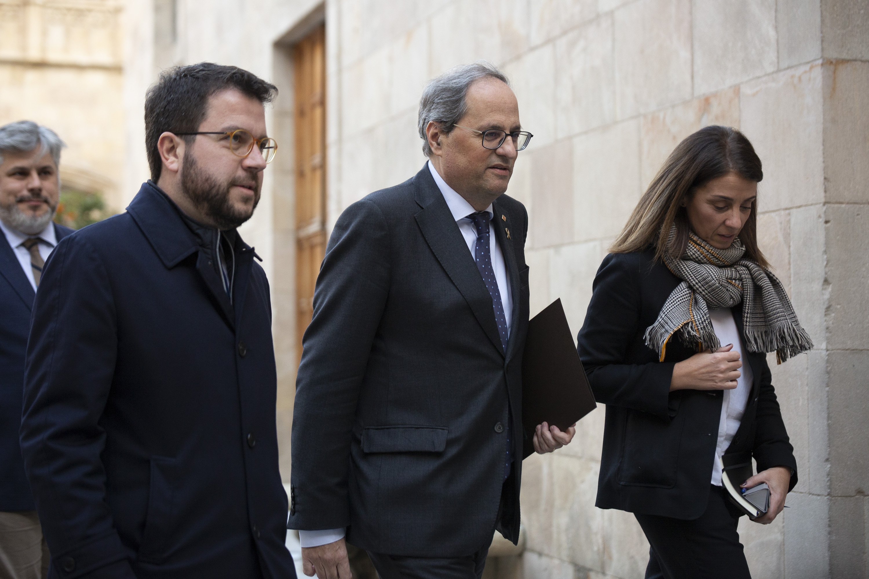 New move by Quim Torra to halt his disqualification before Parliament's Monday session