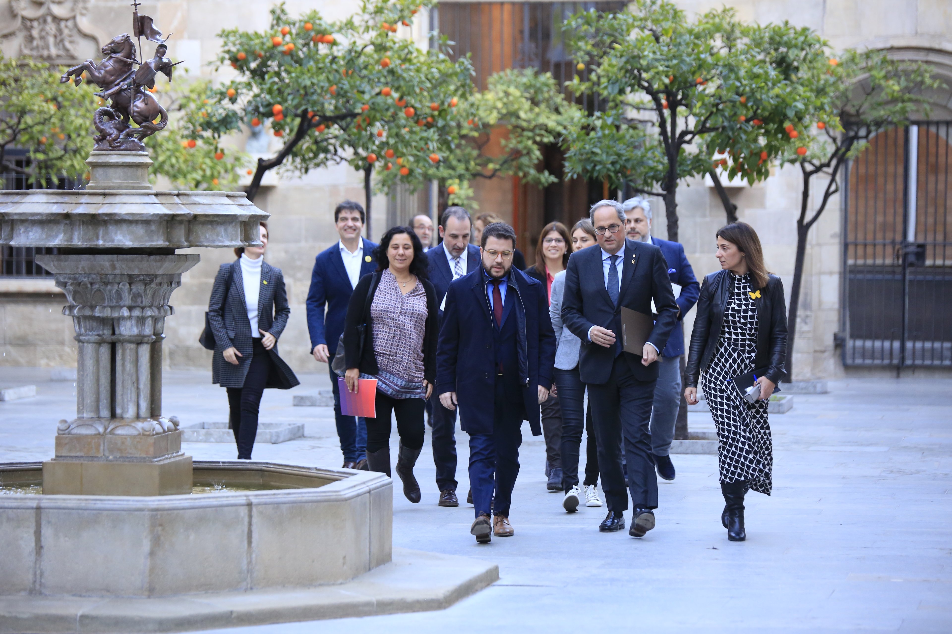Primer assaig de diàleg: Govern, PSC i comuns, reunits un any després