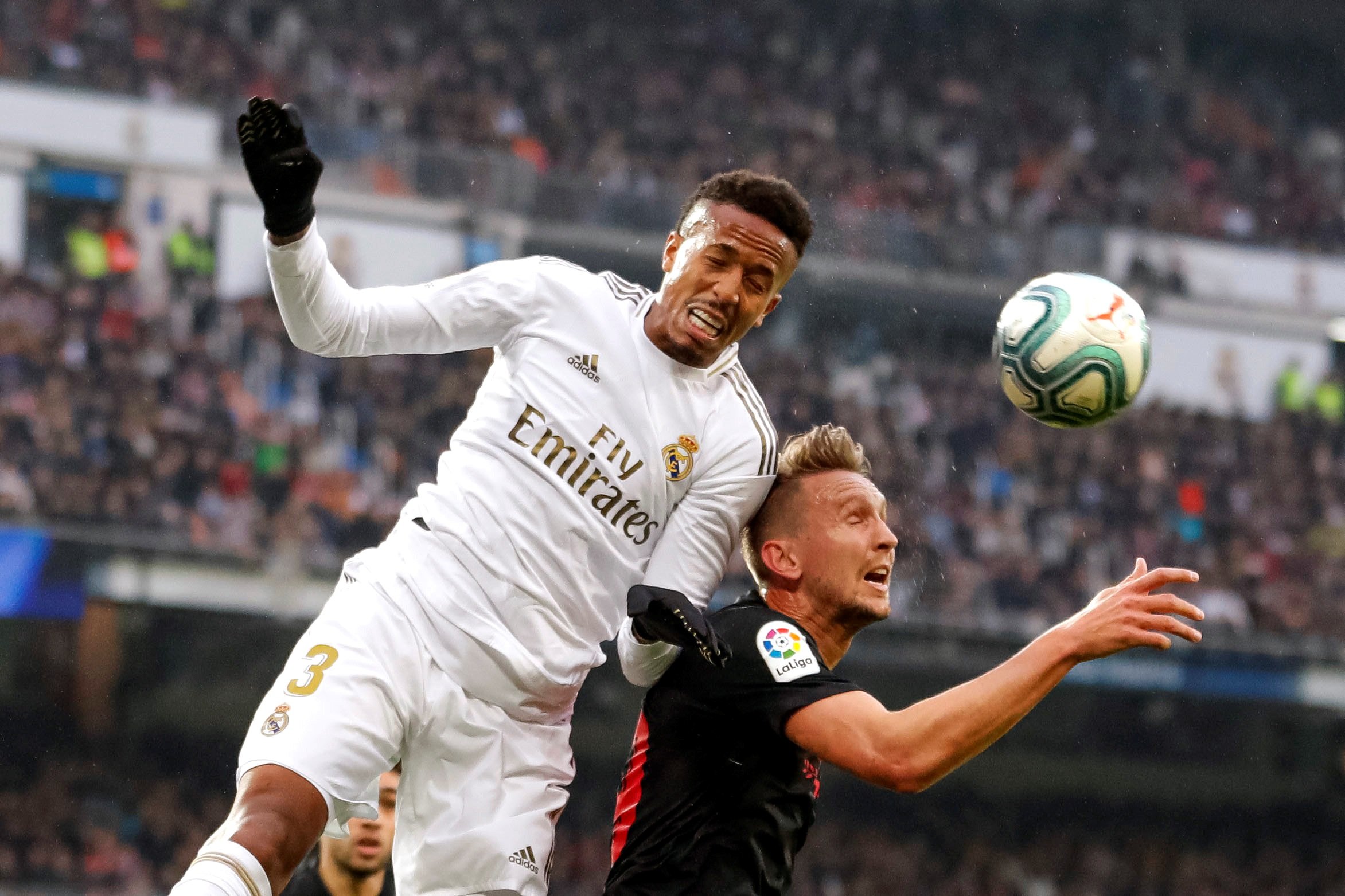 Éder Militao, defensa del Real Madrid, positivo por coronavirus