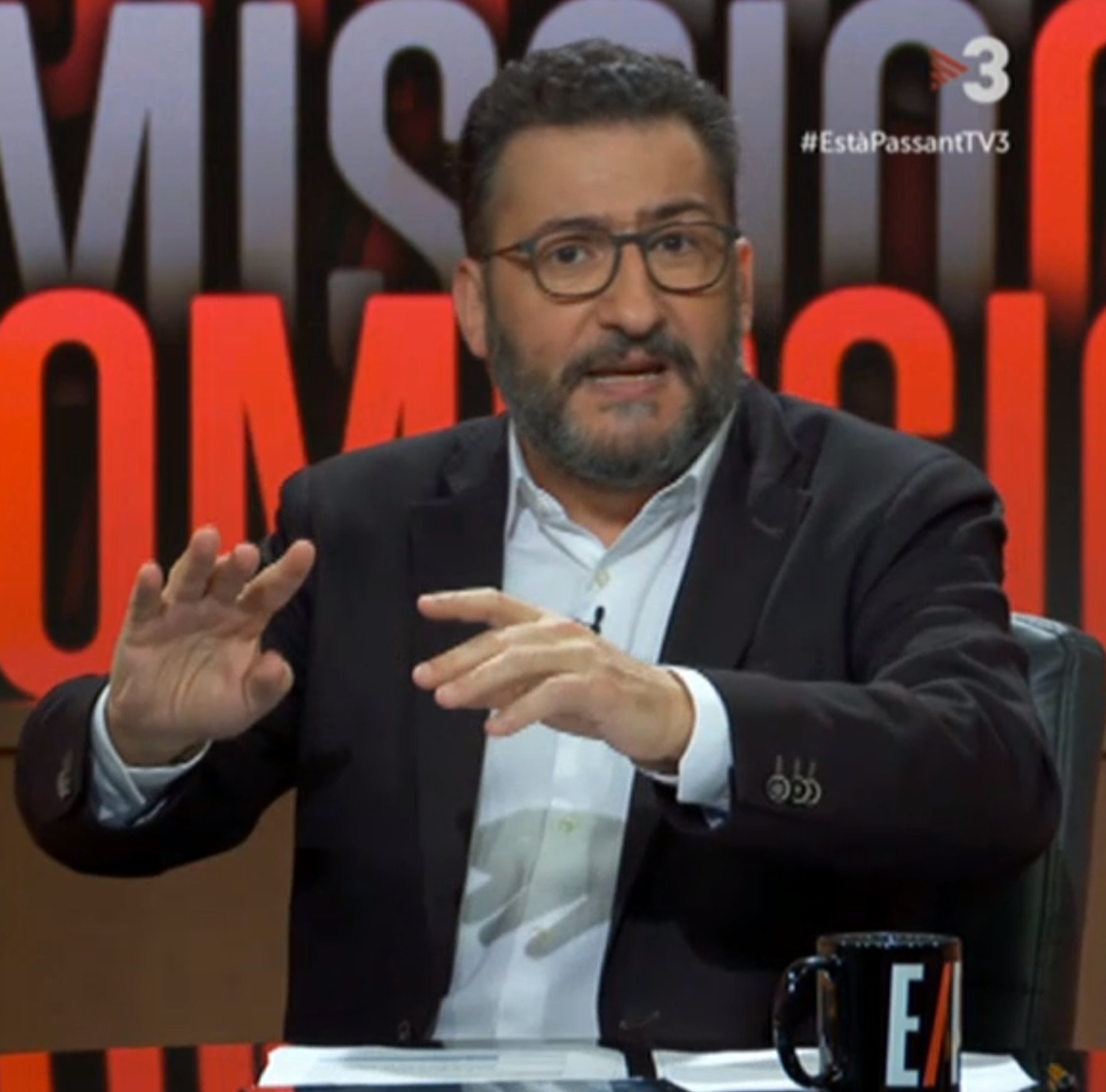 Toni Soler, indignado: ¿No pasáis al castellano cuando el dependiente es chino?