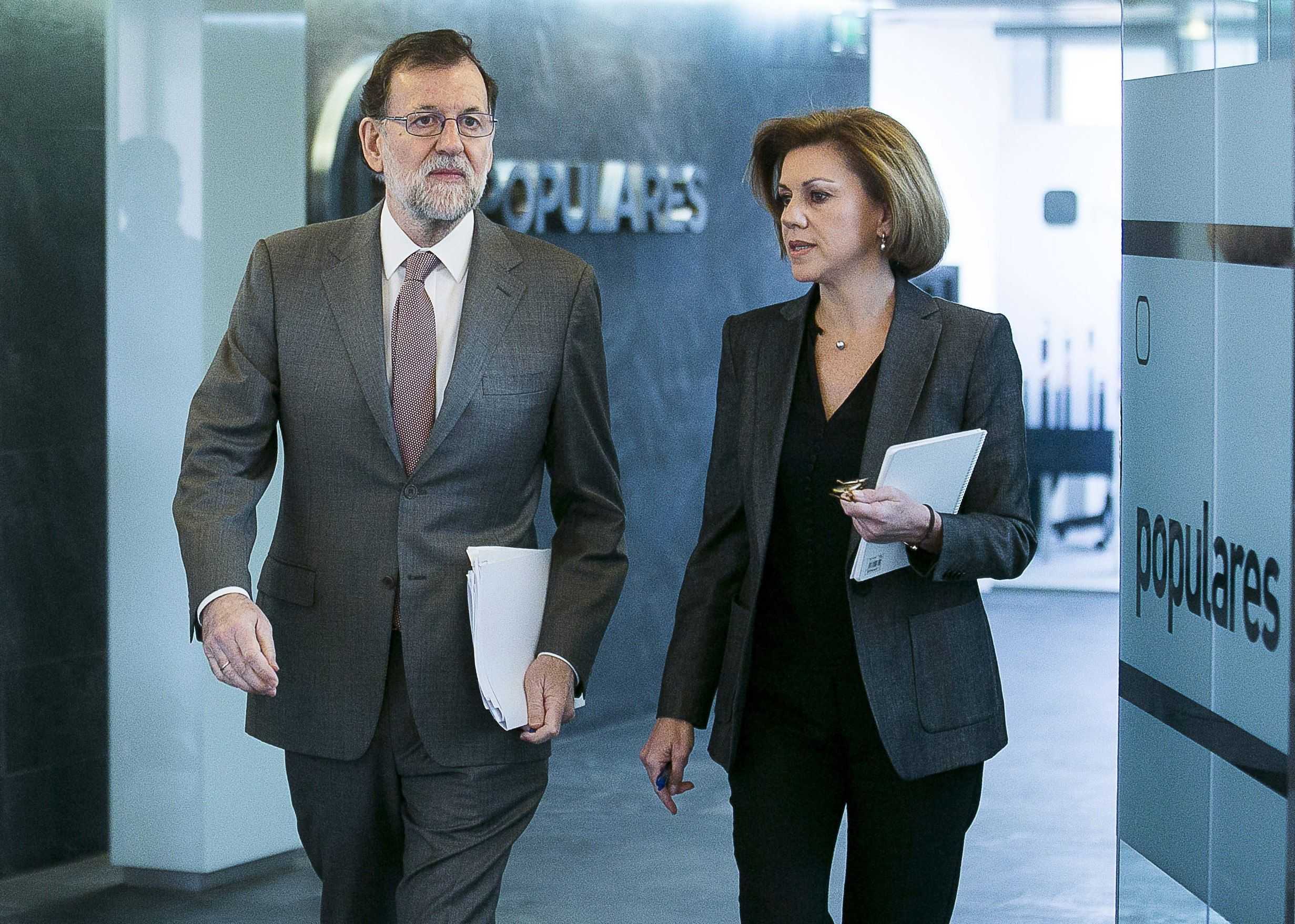 El PP se mantiene, el PSOE sube y Podemos se estanca, según el CIS