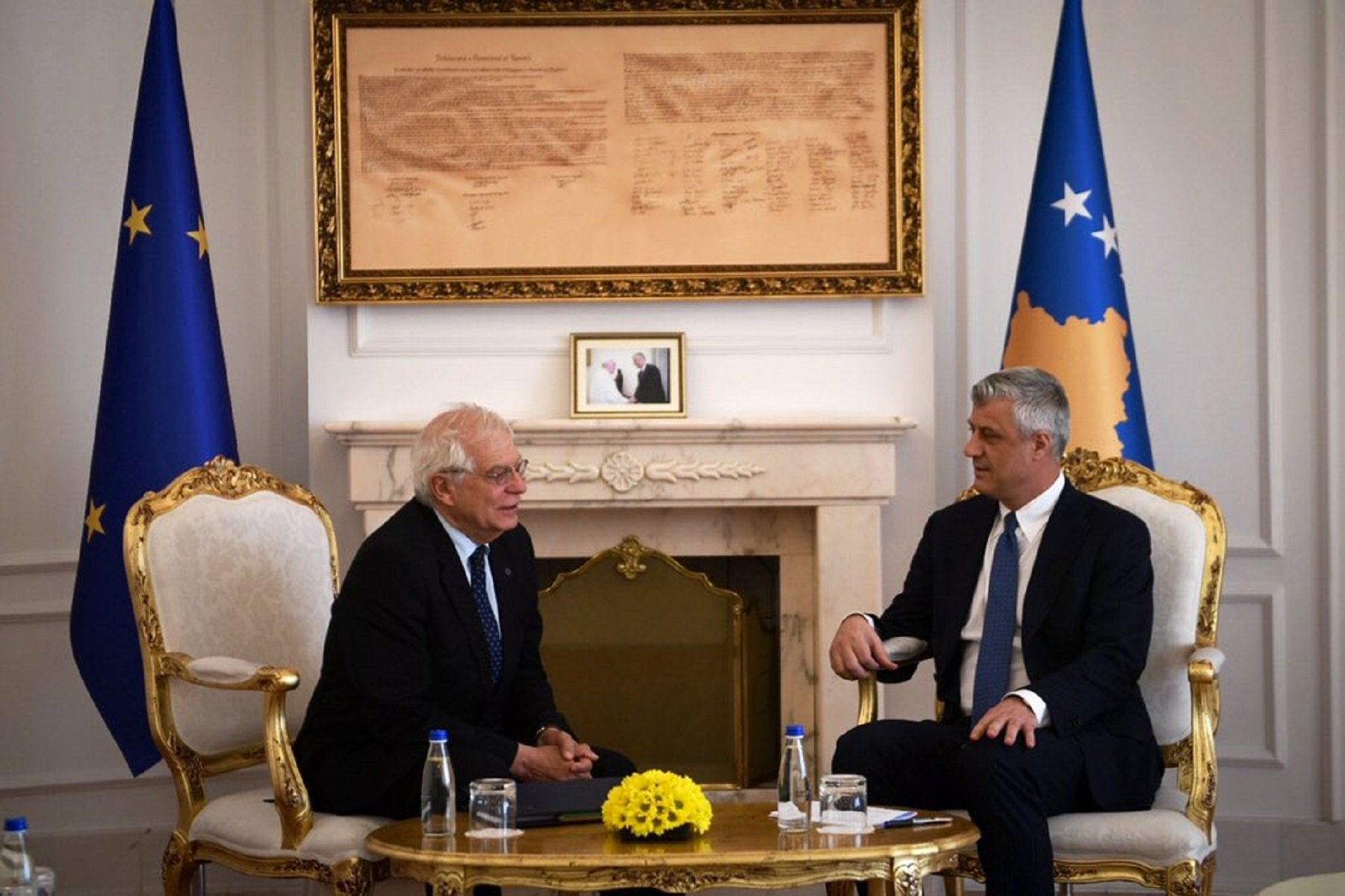 Borrell s'espolsa la seva responsabilitat amb Kosovo
