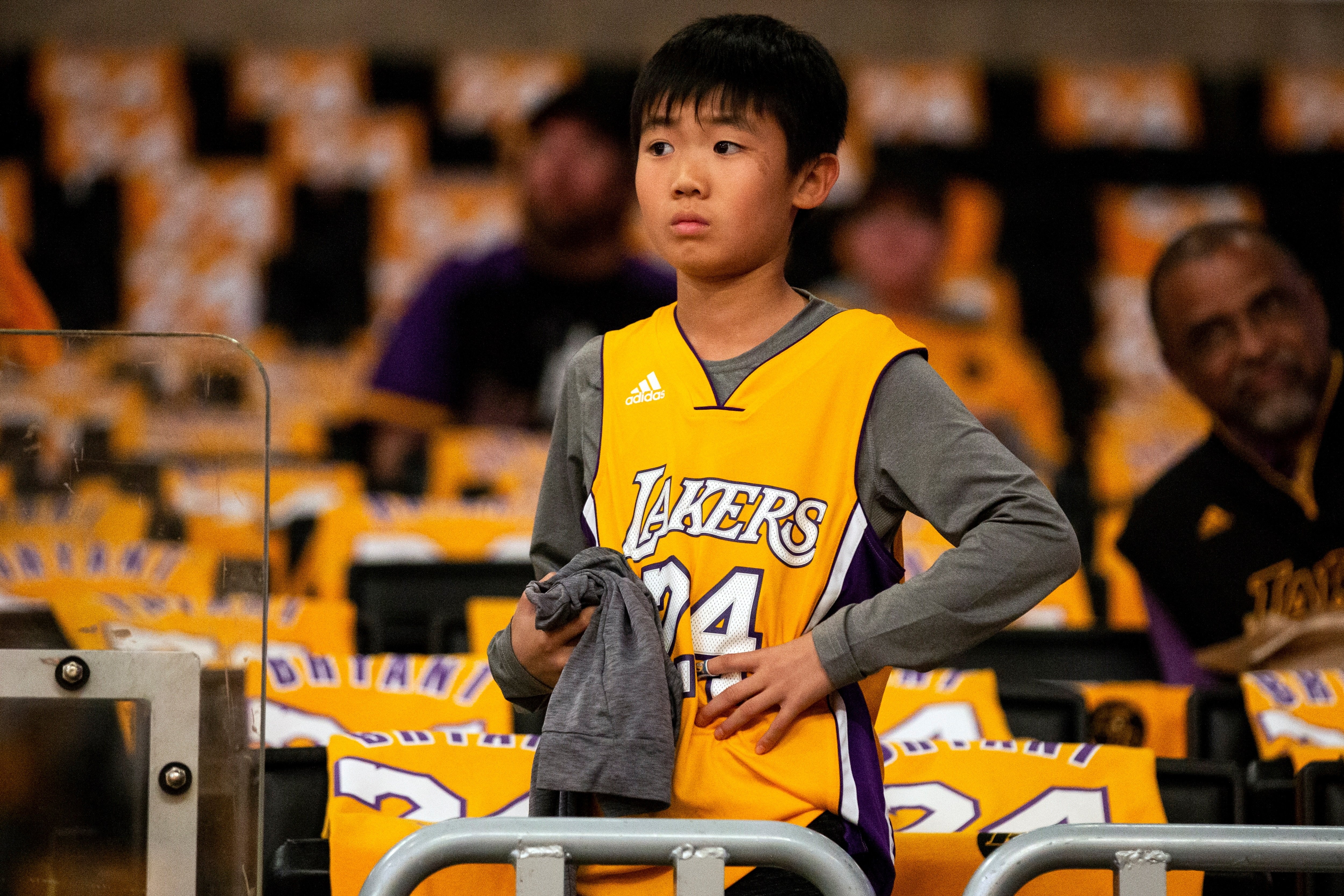 L'emotiu homenatge dels Lakers després de la mort de Kobe Bryant