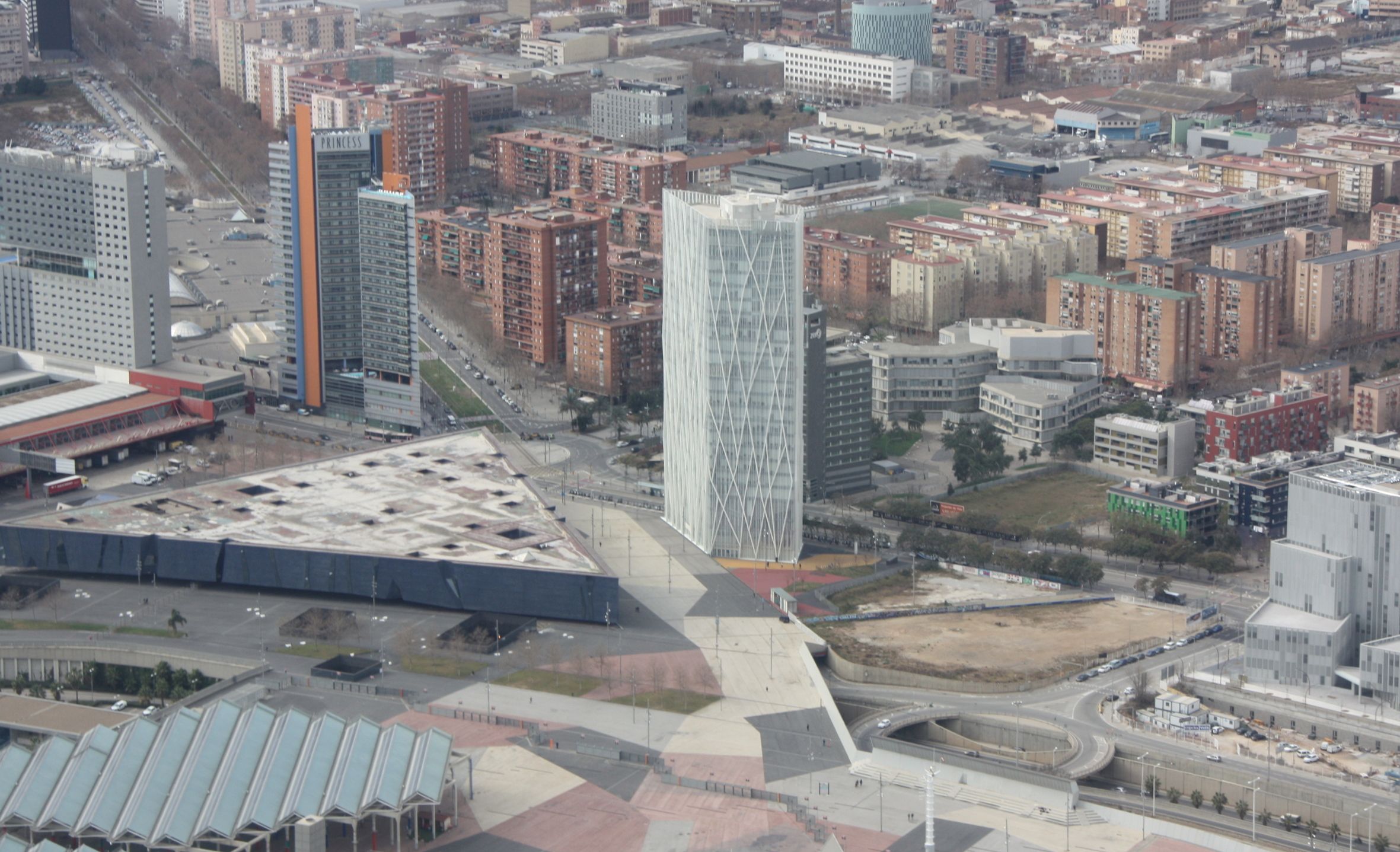 Telefónica cubrirá todas las casas de Catalunya con fibra óptica