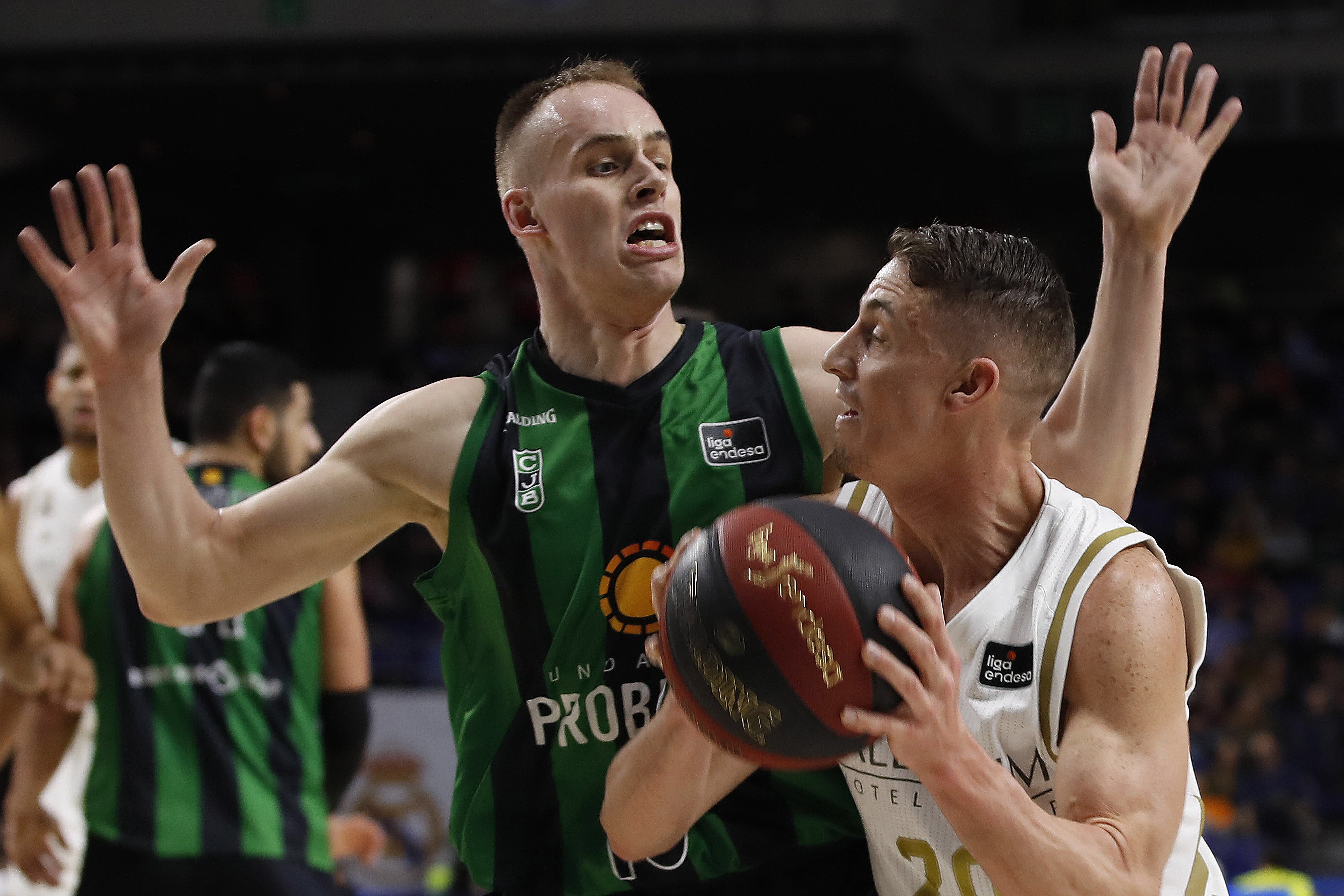 La Penya assalta el Madrid en els últims 4 minuts (83-86)