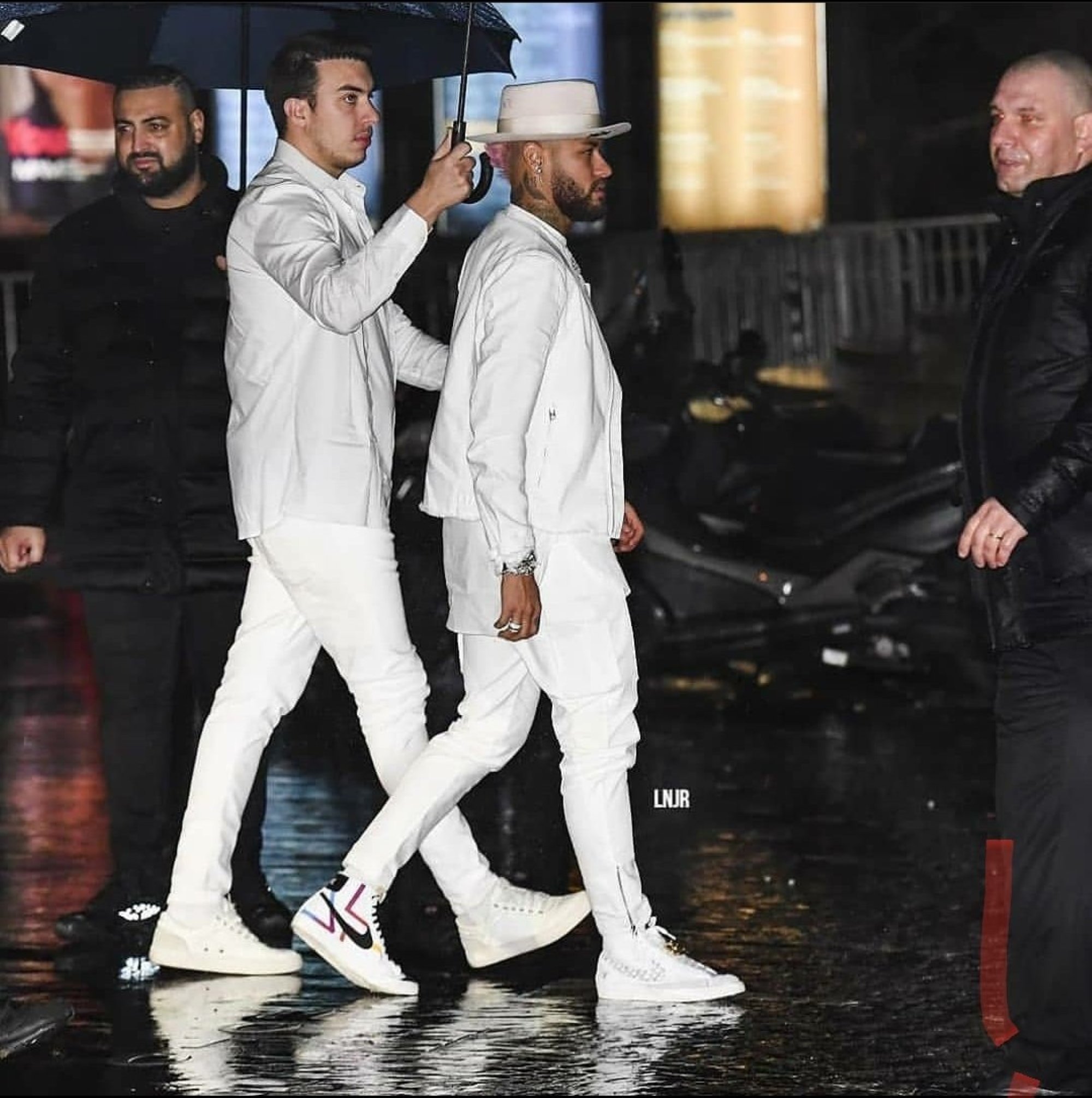 Así fue la fiesta extravagante de Neymar en París