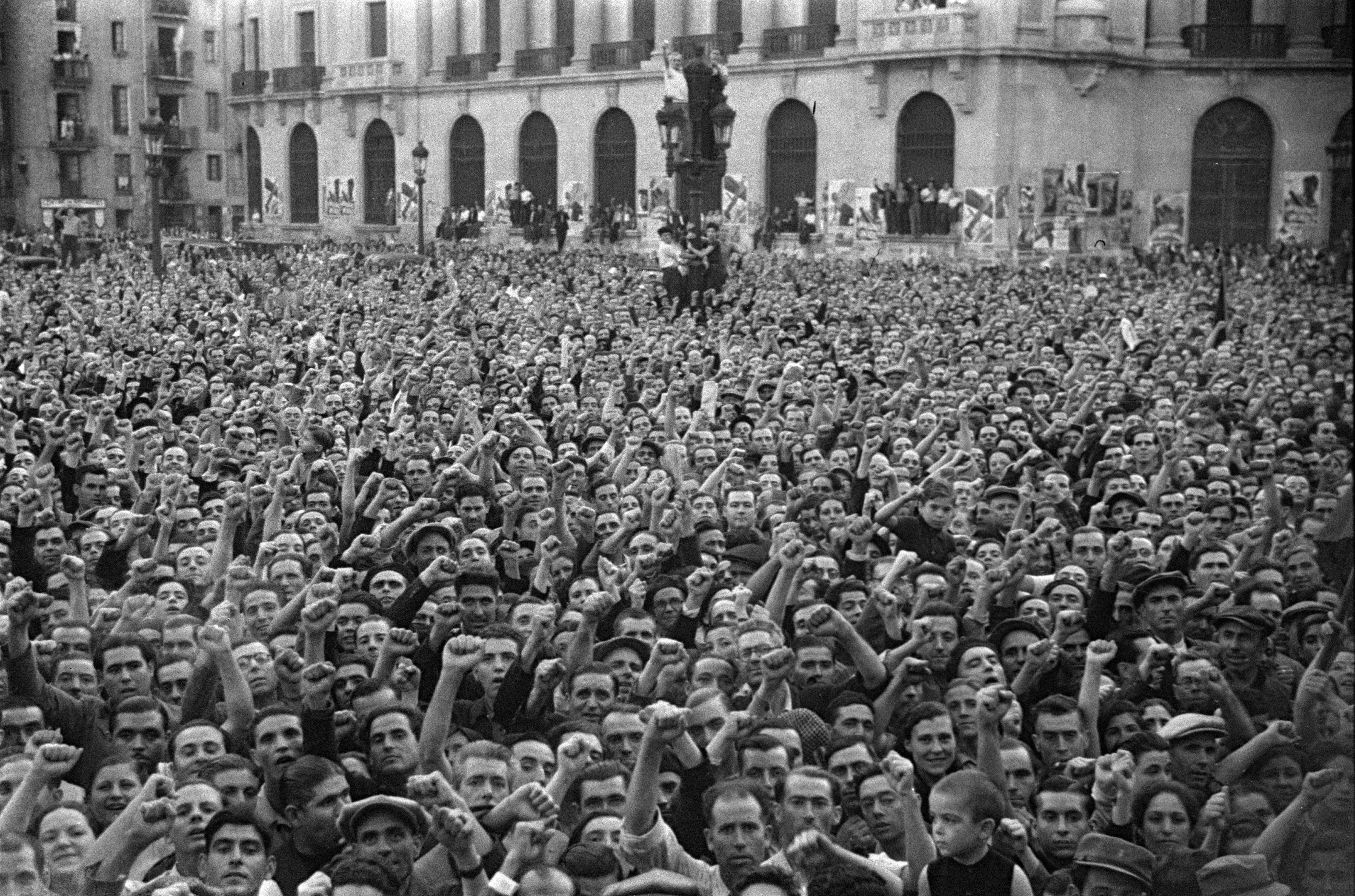 Pérez de Rozas: la historia reciente de Catalunya, en casa en un clic