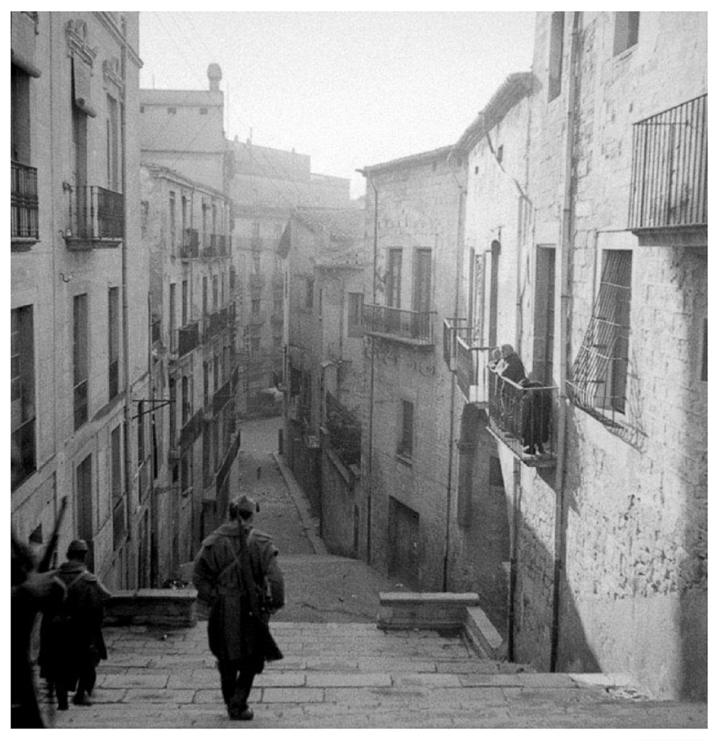 El ejército franquista ocupa Girona