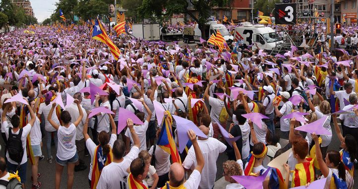 Unitat mòbil de TV3 a la Via Lliure / Foto: ANC