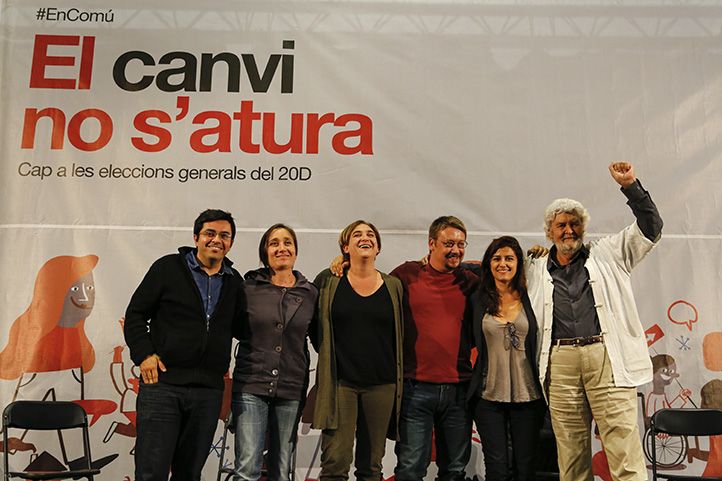 El candidat d'"En Comú" a les generals, Xavi Domènech, amb Ada Colau i Xosé Manuel Beiras./ CARLES BADIA