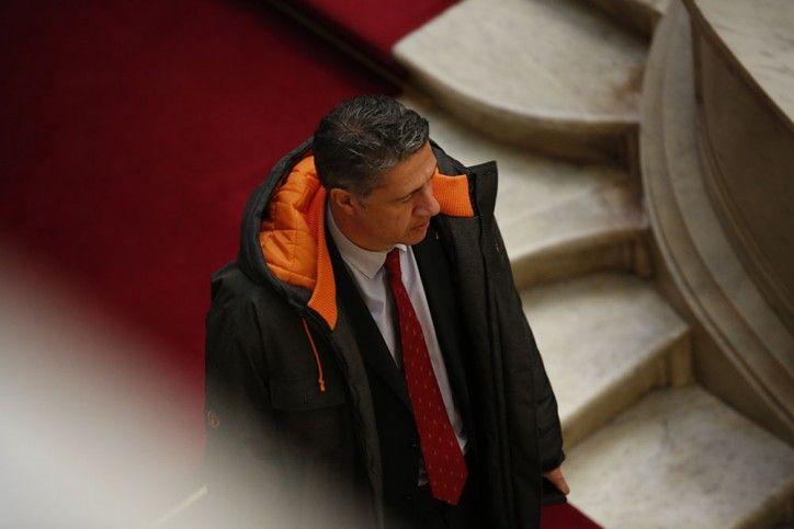 Barcelona / Parlament de Catalunya / 24-11-15 / Xavier Garcia Albiol del PP marxant del Parlament. / Foto: Sergi Alcazar Badia