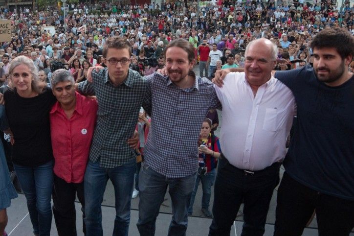 Pablo Iglesias a un acto de campaña a las elecciones catalanas en Nou Barris / CSQP